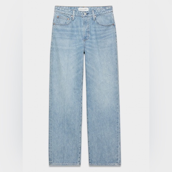 Denim Forum The Marlo Curve-fit Hi-rise - Picture 1 of 10